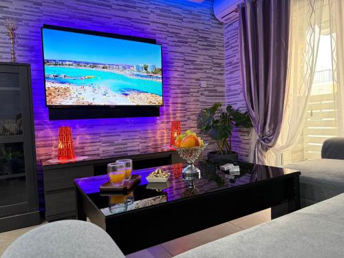 Lights of Paradise - Your Happy Escape