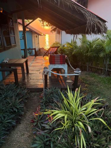 Jardí fora de Blue Sky Resort