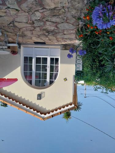 Studio indépendant, front de mer et plage à 200m