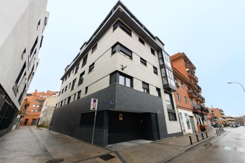 ALG310B - Amplio y moderno Loft con terraza privada en Madrid - Alquiler temporal