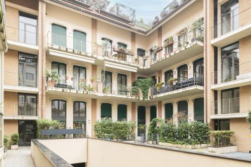 Easylife - Milan - Pergola 5 - Isola