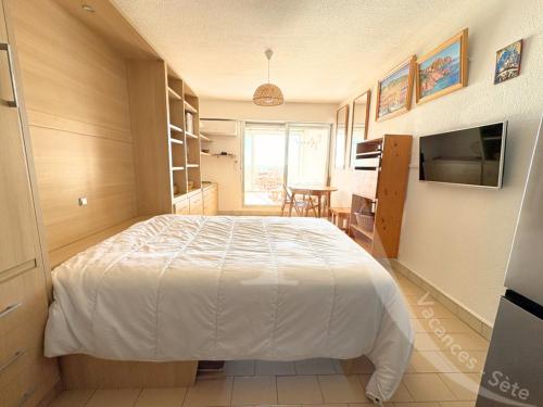 Studio cabine avec loggia et terrasse, 1er ligne et vue mer pour 4 personnes