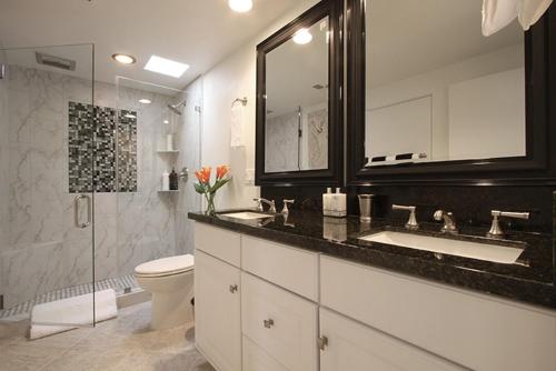 Ένα μπάνιο στο Mountain Cove Private Condo