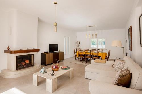 Alapraia Garden & Family Stay | Estoril