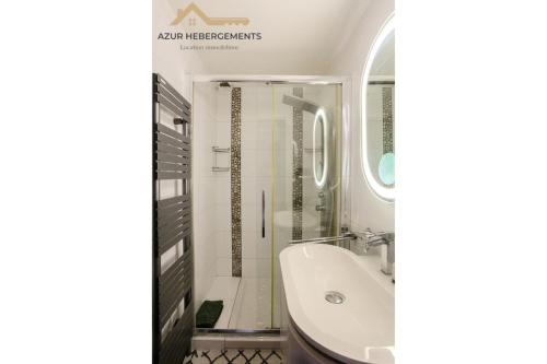 Antibes, chemin de Vallauris, Appartement 4 personnes piscine parking photo 9