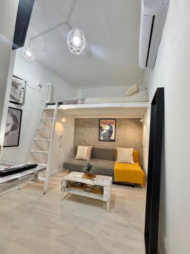 Studio in the Center of Madrid