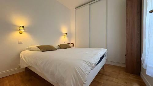 Un appart chaleureux et simple au cœur du 5e arrondissement