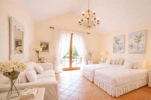Noctua villa luxury paraíso estepona 001