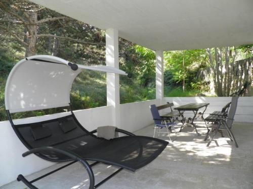 Apartment Charmante Ferienwohnung in Baška mit Eigener Terrasse by Interhome