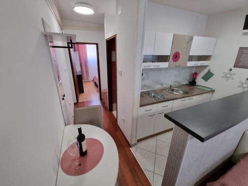 Apartment Wohnung in Crikvenica für 3 Personen by Interhome