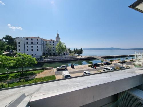 Apartment Wohnung in toller Lage- 50m vom Strand entfernt by Interhome