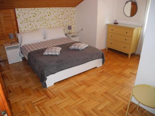 Apartment Wohnung in toller Lage- 50m vom Strand entfernt by Interhome