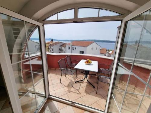 Apartment Wohnung mit Balkon- tolle Lage by Interhome