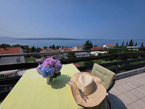 Apartment Wohnung App Marinna mit Terrasse by Interhome