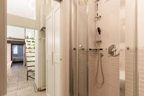 Charming Apartment near M1 Loreto and Iconic Tram 1 to City Center