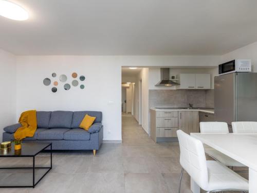 Apartment Modernes Apartment in Crikvenica mit Gemeinschaftspool by Interhome