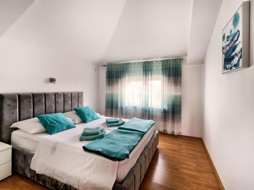 Apartment Wohnung für 6 Personen mit Balkon und Meerblick by Interhome