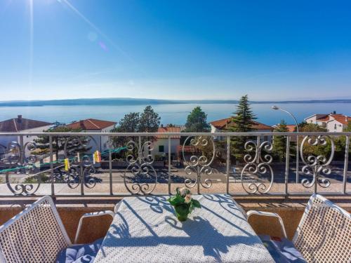 Apartment Appartement in Crikvenica mit Meerblick- Nähe Sandstrand by Interhome