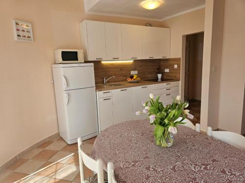 Apartment Wohnung in Crikvenica mit Balkon by Interhome
