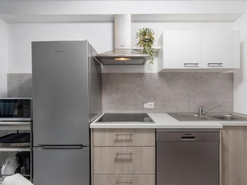 Apartment Moderne Wohnung in Crikvenica mit Pool by Interhome