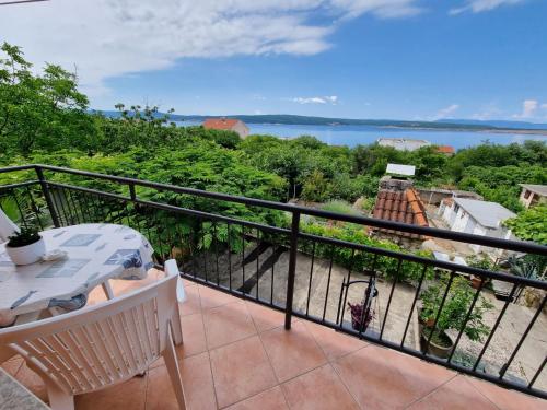 Apartment Wohnung für 3 Personen- mit Balkon und Meerblick by Interhome