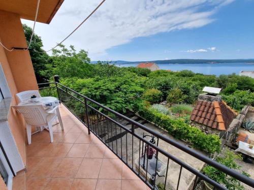 Apartment Wohnung für 3 Personen- mit Balkon und Meerblick by Interhome