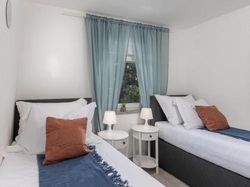 Apartment Moderne Wohnung in Crikvenica mit schöner Terrasse by Interhome