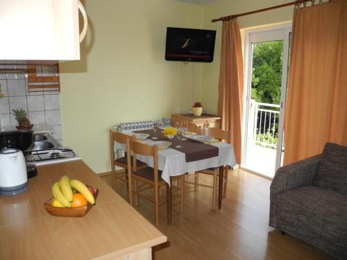 Apartment Wohnung in Dramalj- mit Balkon und Meerblick by Interhome