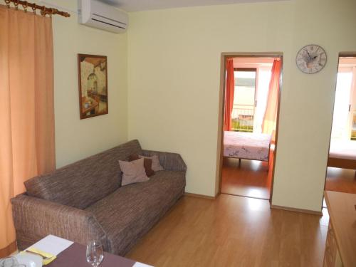 Apartment Wohnung in Dramalj- mit Balkon und Meerblick by Interhome