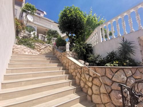 Apartment Wohnung 70m vom Strand entfernt- mit AC und WiFi by Interhome
