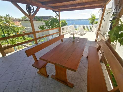 Apartment Wohnung 70m vom Strand entfernt- mit AC und WiFi by Interhome