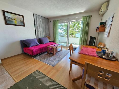 Apartment Appartement mit Balkon und Meerblick by Interhome