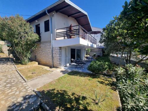 Holiday Home Villa Mediteranea direkt am Meer by Interhome