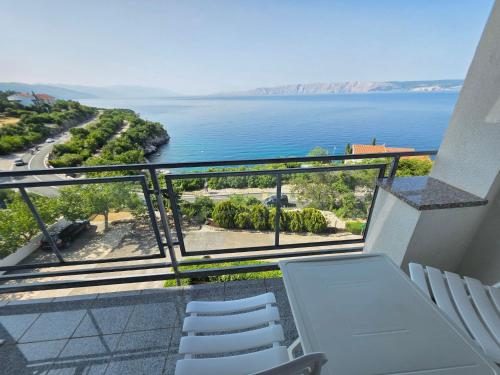 Apartment Wohnung mit Balkon- 150 m vom Strand entfernt by Interhome