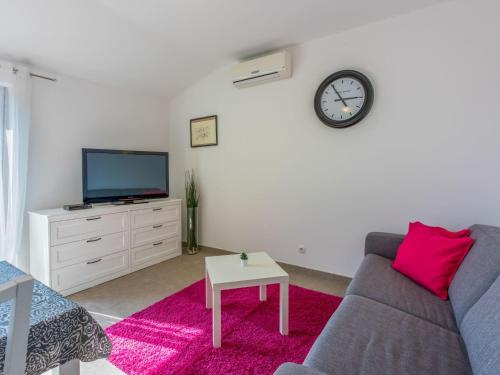 Apartment Wohnung mit Panoramablick aufs Meer by Interhome