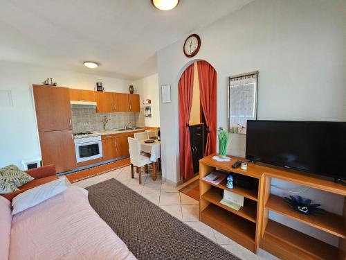 Apartment Wohnung Signet mit privatem Balkon by Interhome