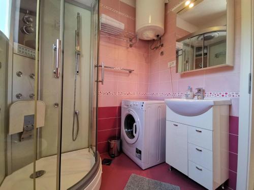 Apartment Wohnung 50m vom Strand entfernt by Interhome