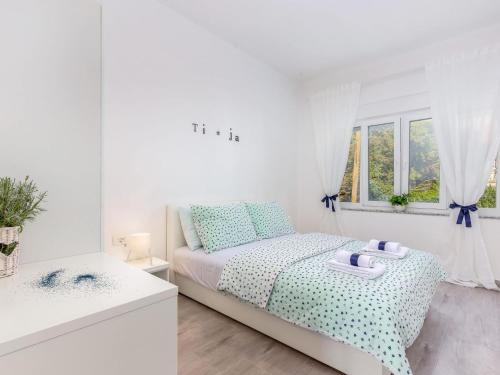 Apartment Wohnung Veronique 4 mit Whirlpool by Interhome