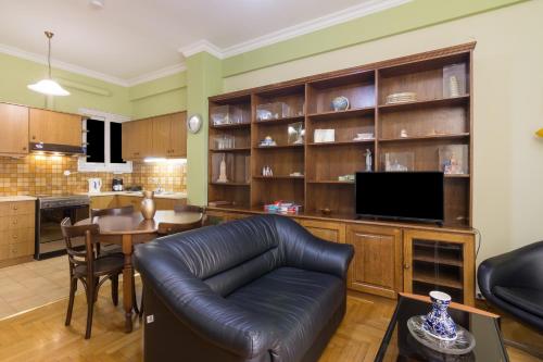 Classic 2 Bedroom Apartment