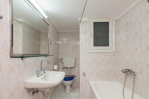 Athenian Residence Elegant 2BR near Lycabettus