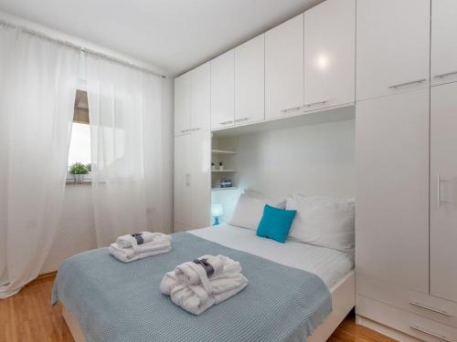 Apartment Wohnung mit schöner Terrasse by Interhome