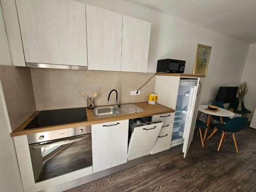 Apartment Studio-Apartment für 2 Personen mit Terrasse by Interhome