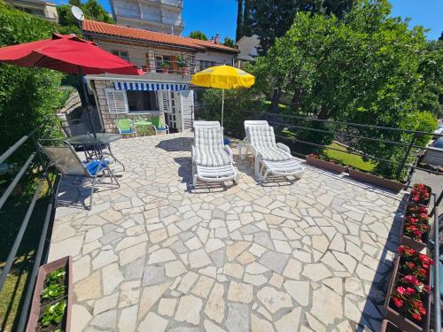 Apartment Wohnung mit Terrasse- Grill- Parkplatz by Interhome