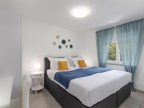 Apartment Modernes Apartment in Crikvenica mit Gemeinschaftspool by Interhome