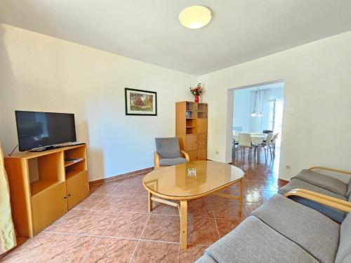 Apartment Wohnung für max- 8 Personen by Interhome