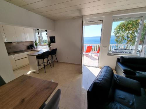 Apartment Wohnung für 4 Personen- 70m vom Strand entfernt by Interhome