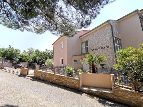 Apartment Wohnung mit Meerblick- 50m vom Strand entfernt by Interhome