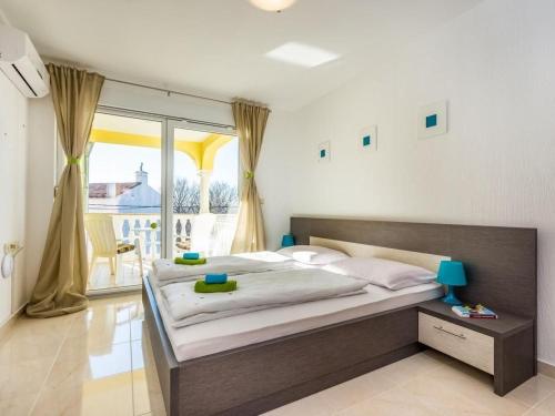 Holiday Home Haus in Dramalj mit gemeinschaftlichem Pool by Interhome