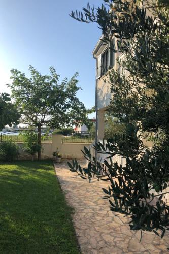 Holiday Home Villa Olive Grove by Interhome