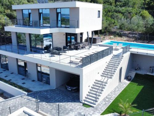 Holiday Home Urlaub Luxusvilla Villa Supreme Pasman neu by Interhome